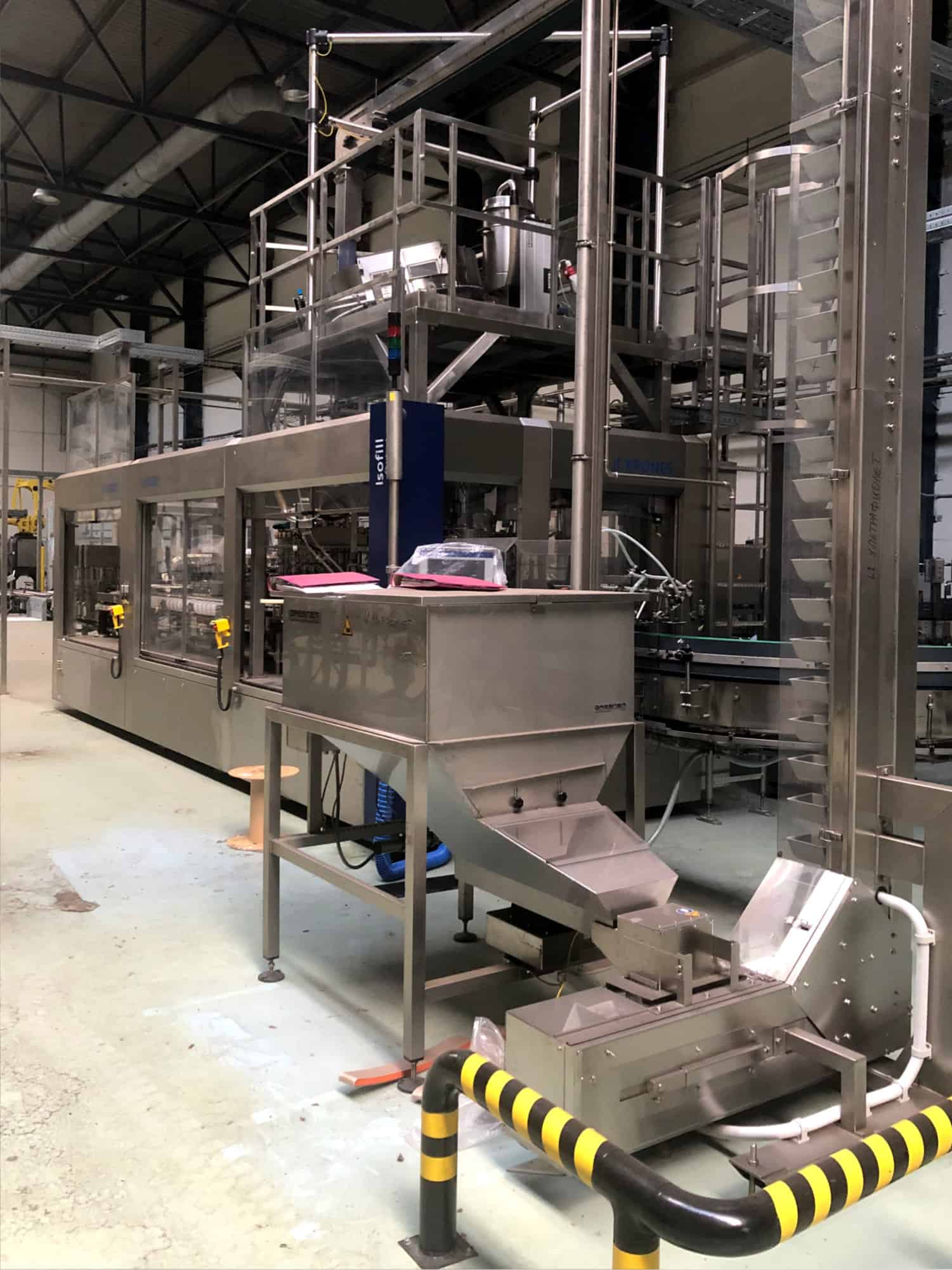 Right view of Krones Einweg Glaslinie 