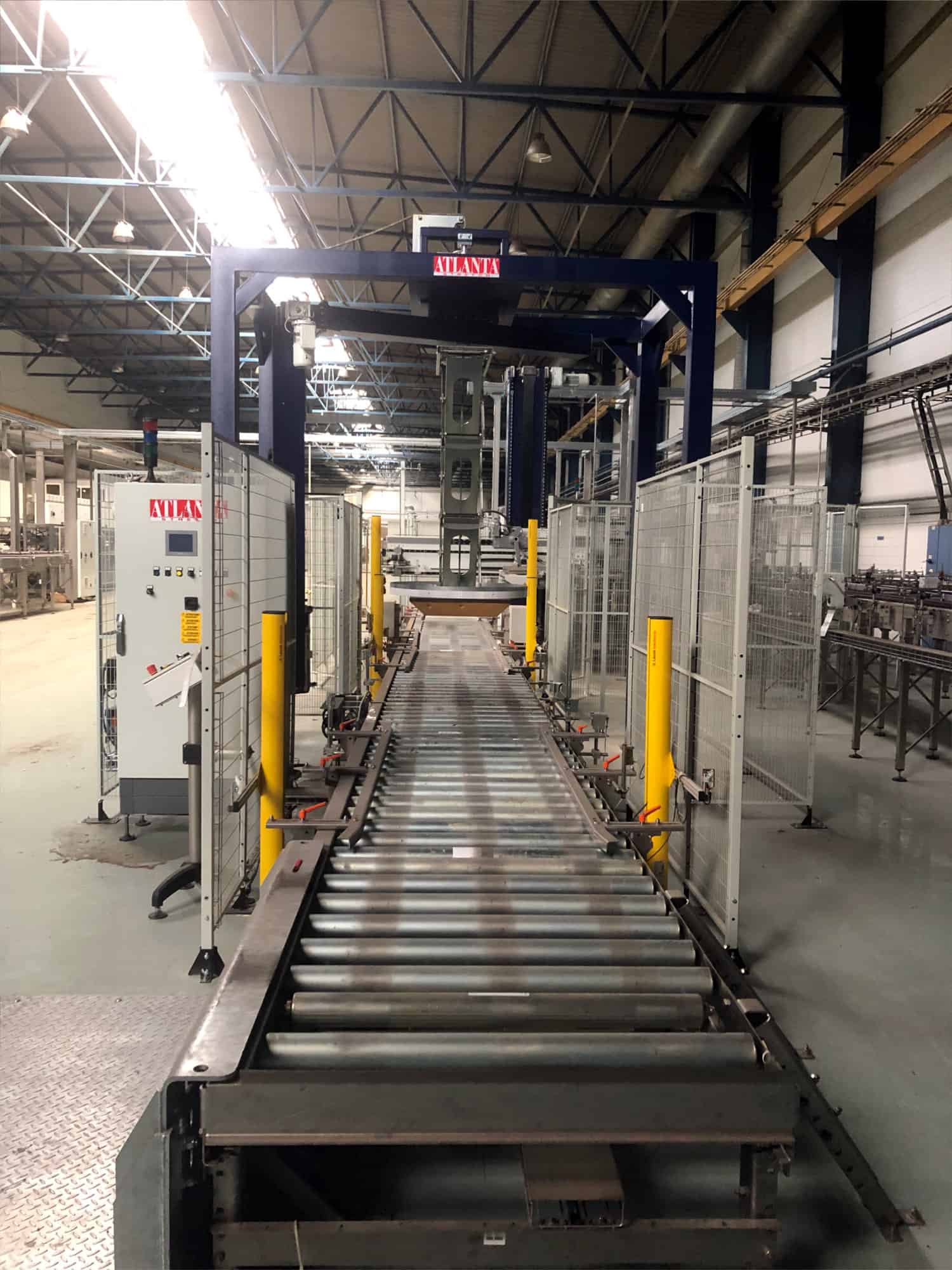 Working room of Krones Einweg Glaslinie 