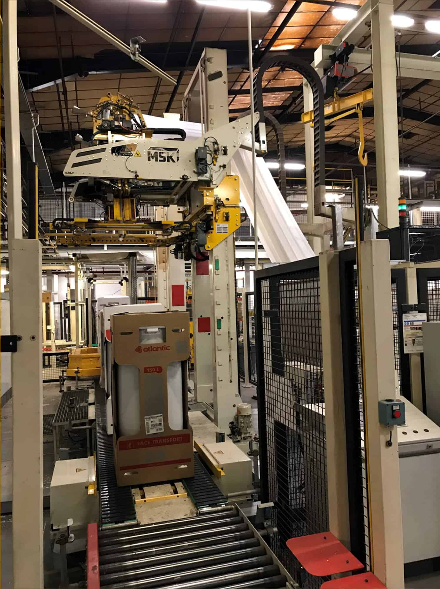 Side view of MSK MSK 381 